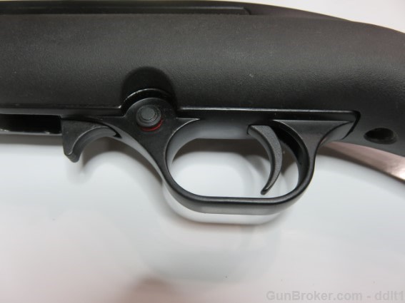 Mossberg Plinkster 702 Semi Auto 22 LR, 2 Clips Tasco Scope-img-11