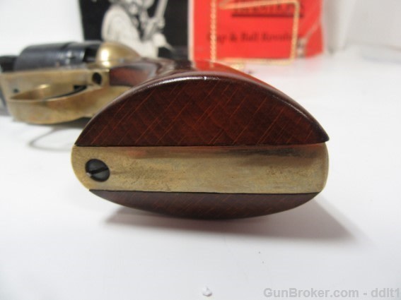 1851 .44 Cal Navy Revolver Brass Engraved Octogon-img-14