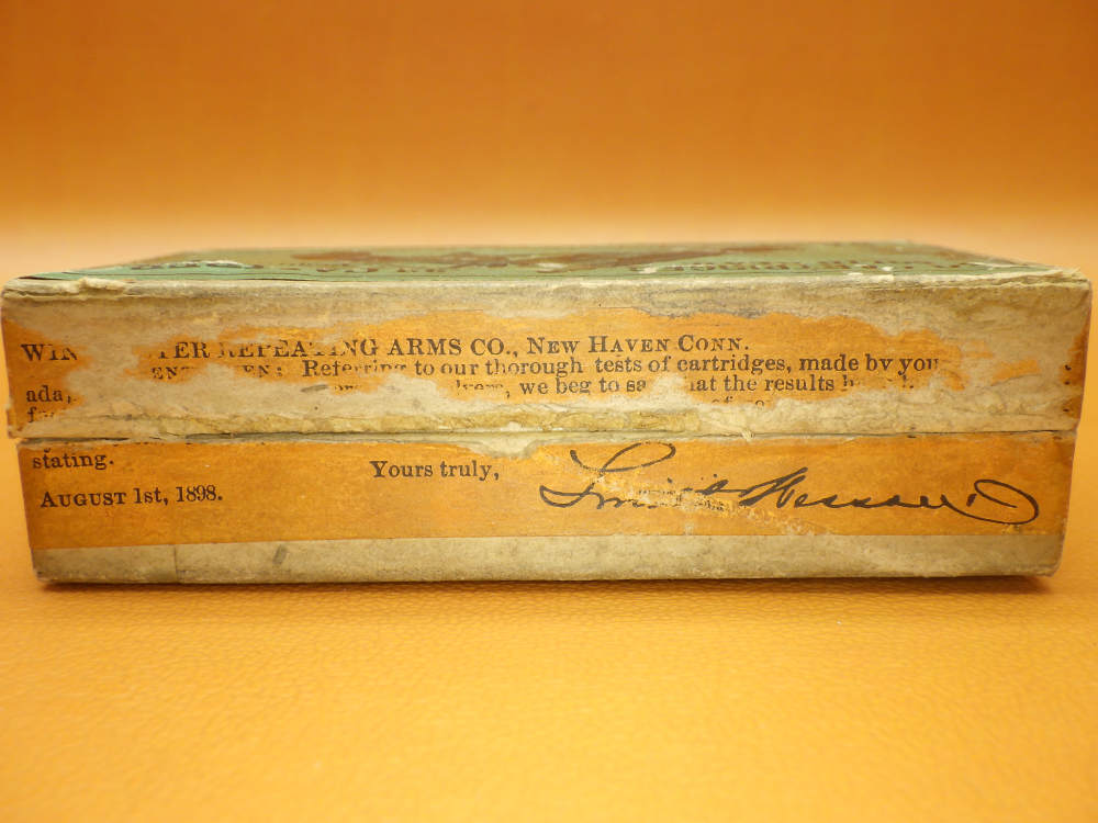 Early 1880's 'Picture Box' - Win .32 Cal for S&W Central Fire Revolver-img-4