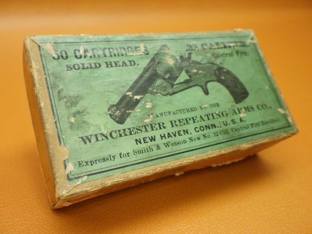 Early 1880's 'Picture Box' - Win .32 Cal for S&W Central Fire Revolver-img-0