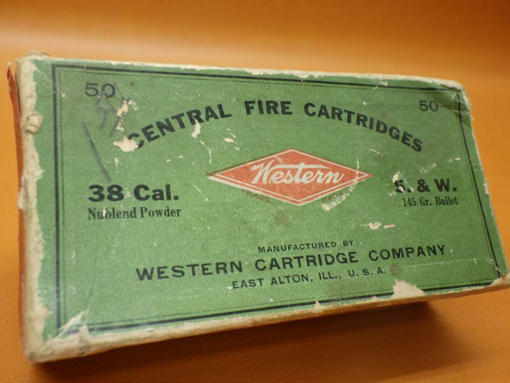 1920's Western Cartridge Co. .38Cal S&W Box w/8-Rnds & .32Auto/.32S&W-img-1