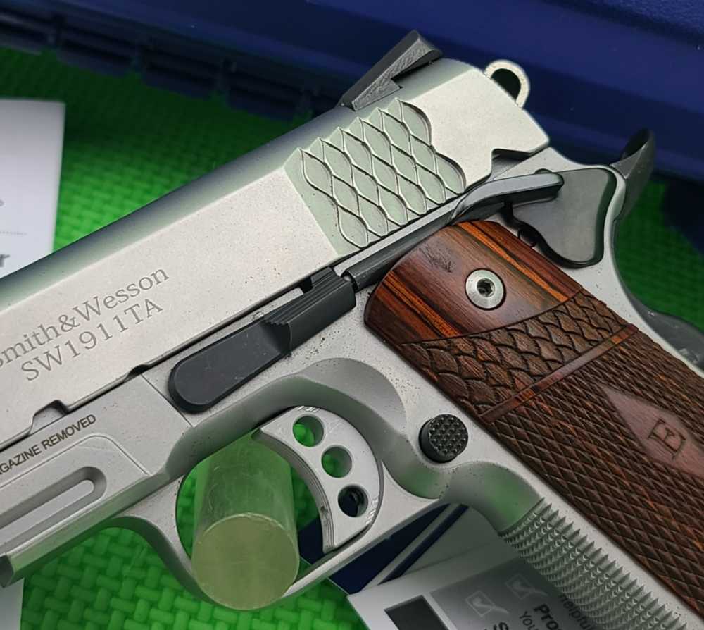 S&W SMITH & WESSON SW1911TA E-SERIES 45 ACP IN FACTORY BOX + ACCESSORY RAIL-img-6