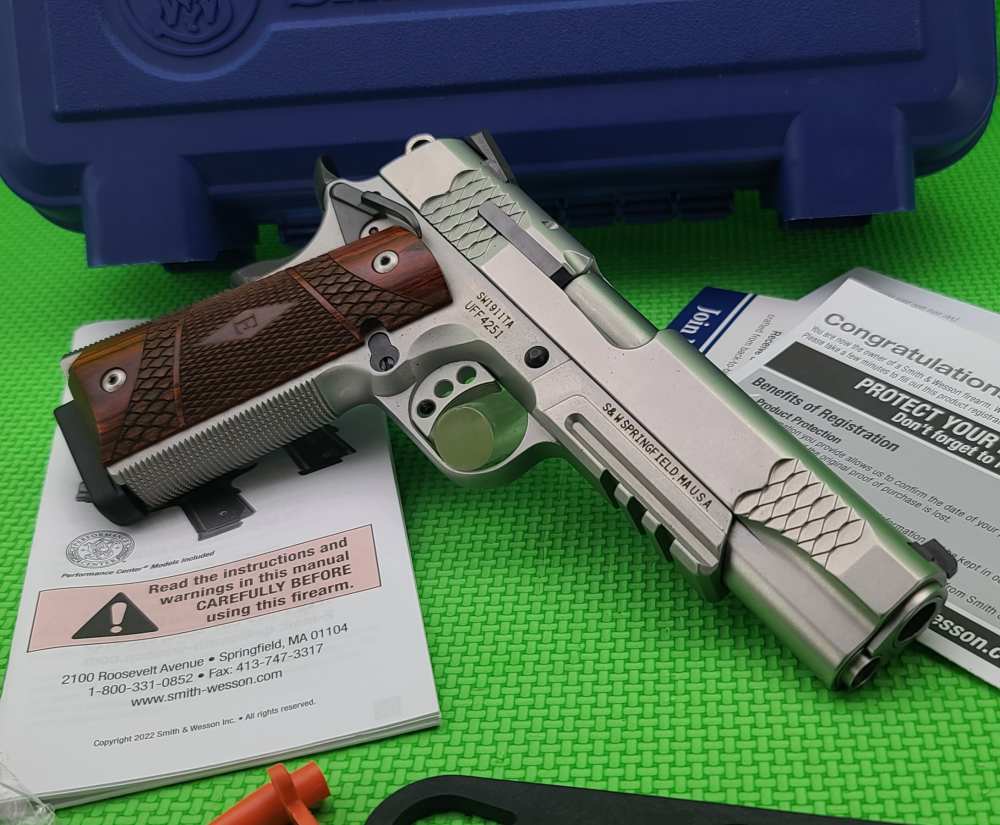 S&W SMITH & WESSON SW1911TA E-SERIES 45 ACP IN FACTORY BOX + ACCESSORY RAIL-img-1