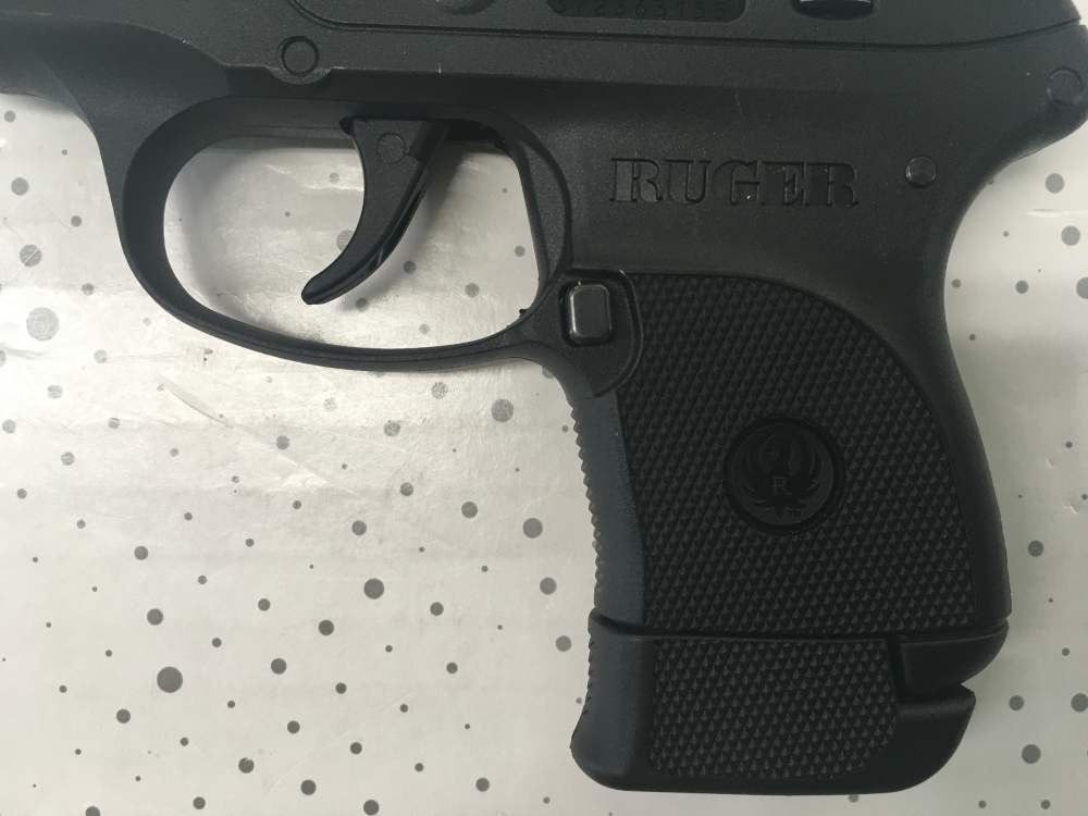 Ruger LCP 380 GREAT CONDITION-img-5