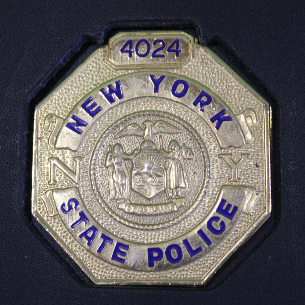 Vintage Obsolete New York State Police Wallet Badge See Listing Details J61-img-1