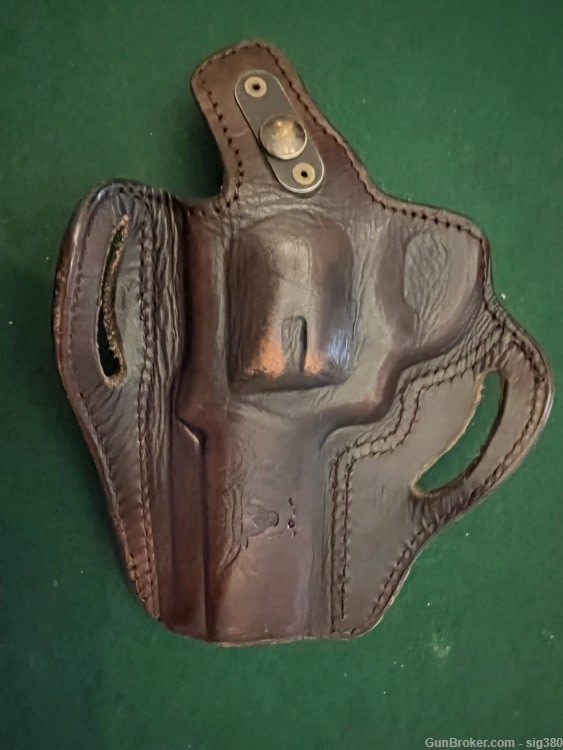 VINTAGE LONGHORN LEATHER PANCAKE REVOLVER HOLSTER-img-1