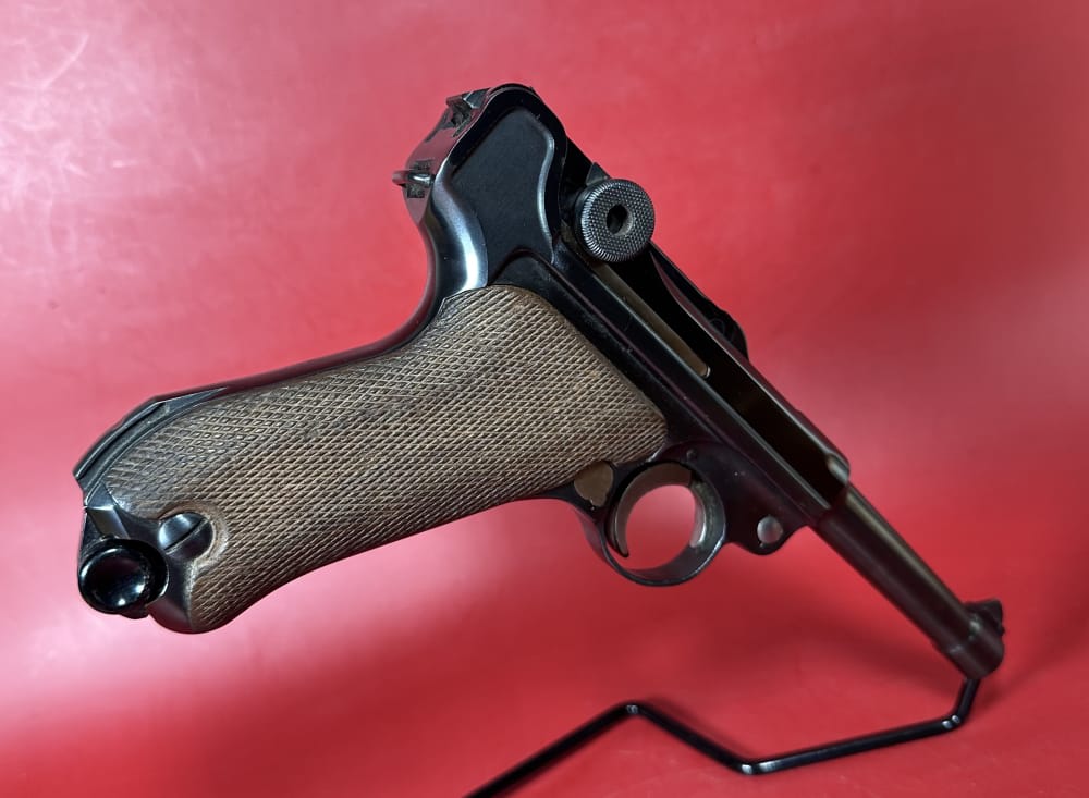 1937 Mauser P08 Luger Banner. 9mm. Holster 2 Mags Rare. Excellent Condition-img-1
