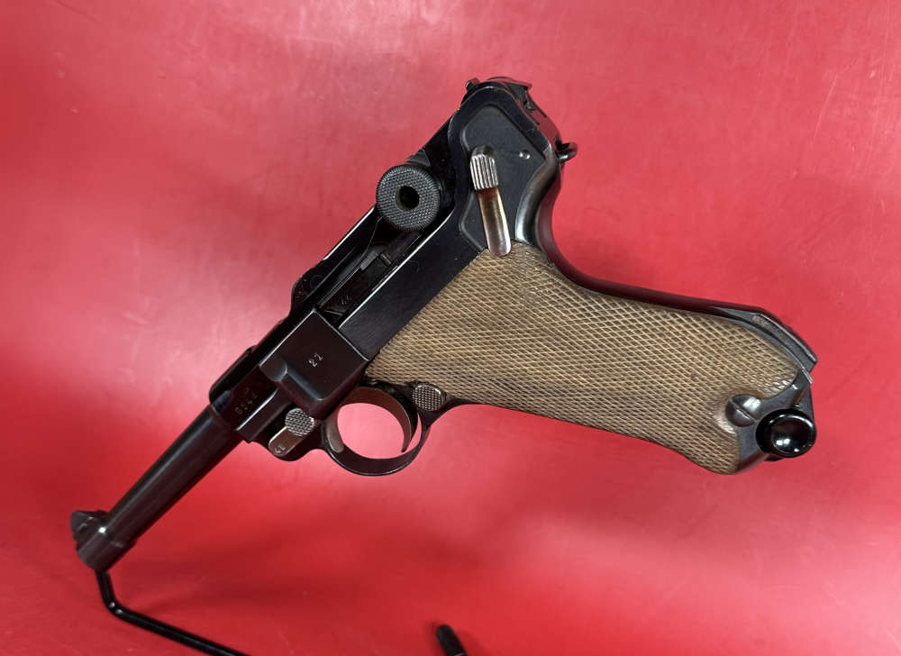 1937 Mauser P08 Luger Banner. 9mm. Holster 2 Mags Rare. Excellent Condition-img-2
