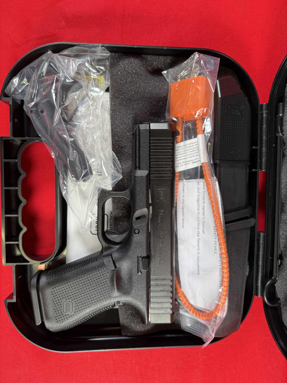 Lot of 3 Discontinued Glock 19 G3 G4 G5 All New In Box! 9MM - -img-23