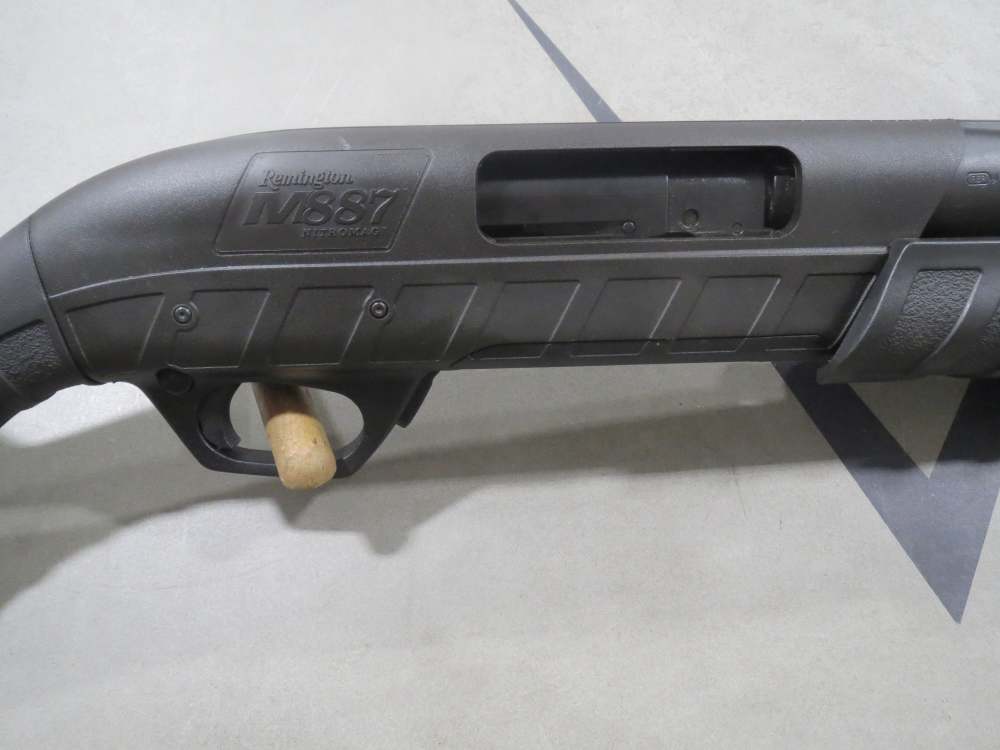 Remington 887 Nitro Mag, 12ga, 28-inch barrel, Screw in choke 'MOD', used-img-4
