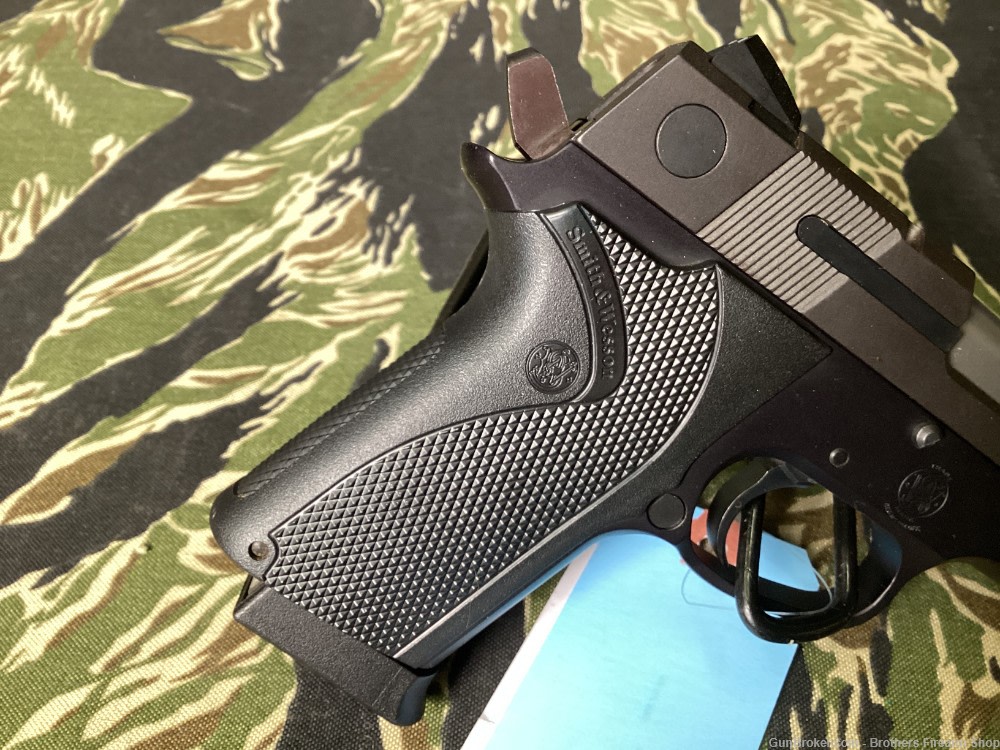 SMITH AND WESSON 457 45 ACP LNIB-img-4