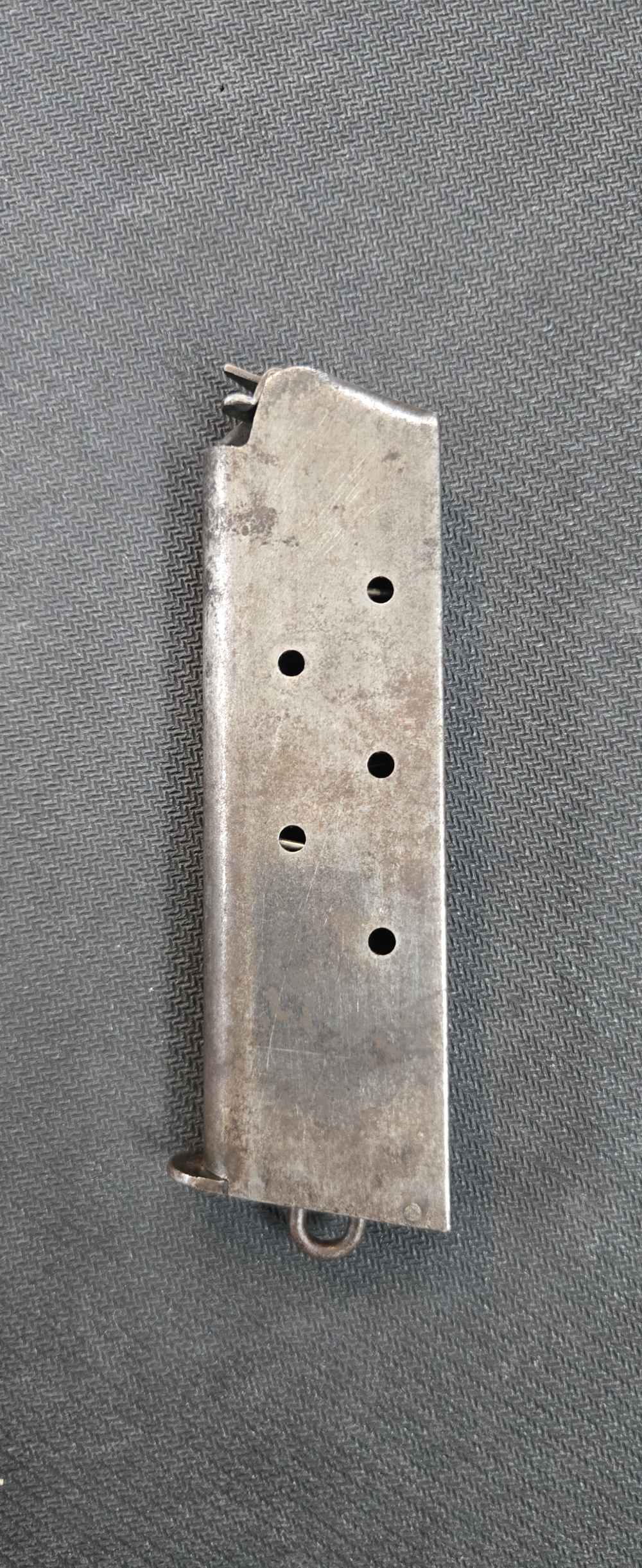 EARLY Colt 1911 "Keyhole" Lanyard Magazine, Punch and Saw Cut .45 ACP-img-0