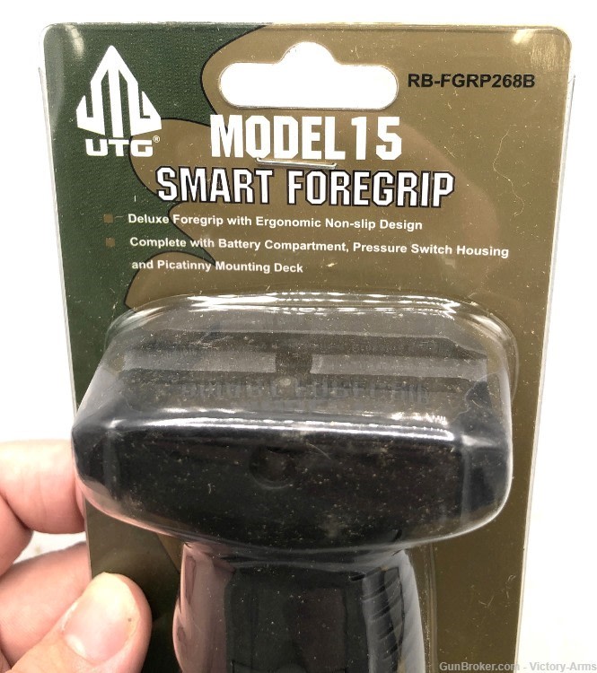 Leapers UTG SMART Ergonomic Ambidextrous Foregrip, Black RB-FGRP268B-img-1