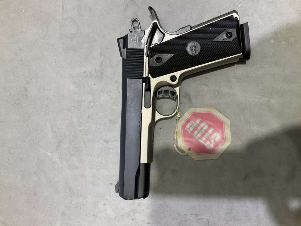 Rock Island m1911 A1 - FS, 45 ACP, 1 mag (8 rnd) , 2 tone finish-img-0