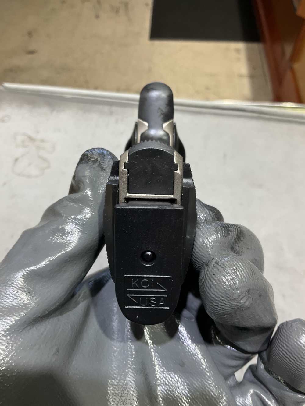Rock Island m1911 A1 - FS, 45 ACP, 1 mag (8 rnd) , 2 tone finish-img-4