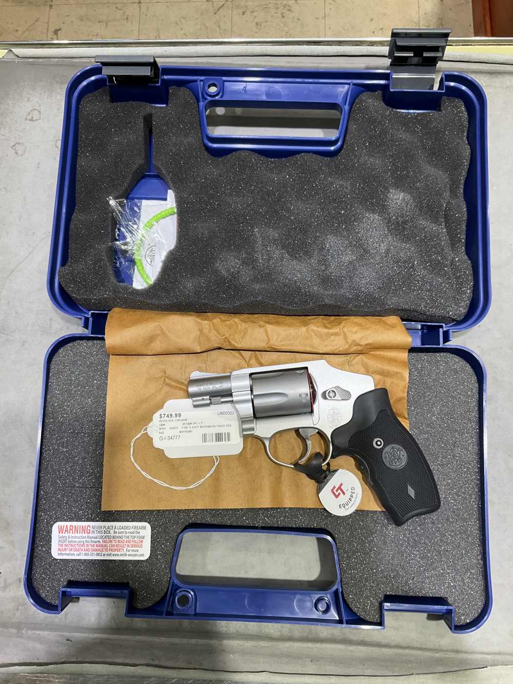 Smith & Wesson 642 Airweight, .38 spl + p, 5 shooter, Crimson Trace Laser-img-11