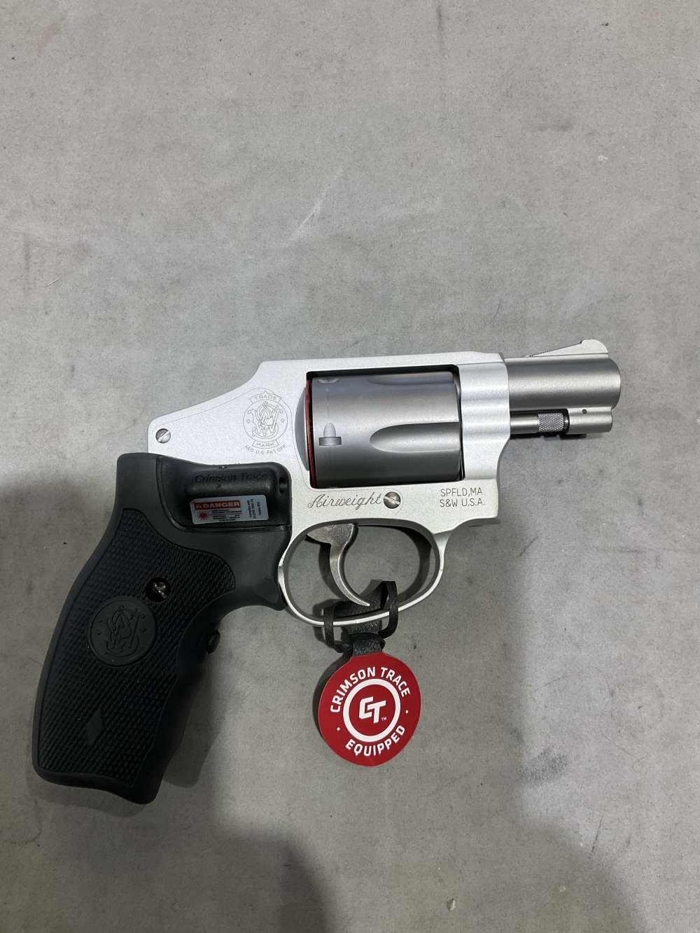Smith & Wesson 642 Airweight, .38 spl + p, 5 shooter, Crimson Trace Laser-img-1