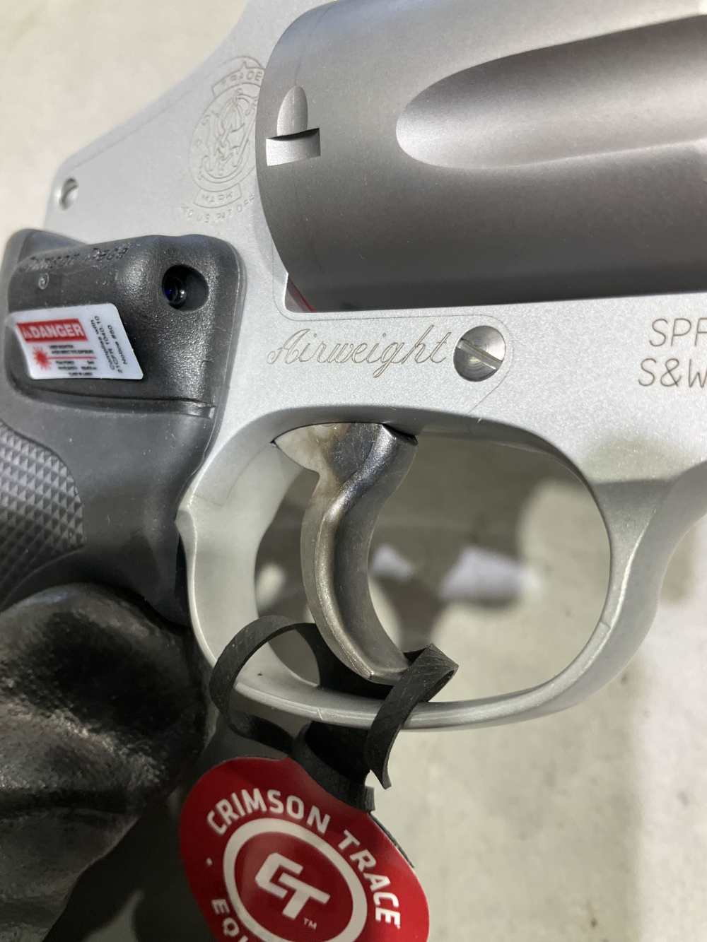 Smith & Wesson 642 Airweight, .38 spl + p, 5 shooter, Crimson Trace Laser-img-4