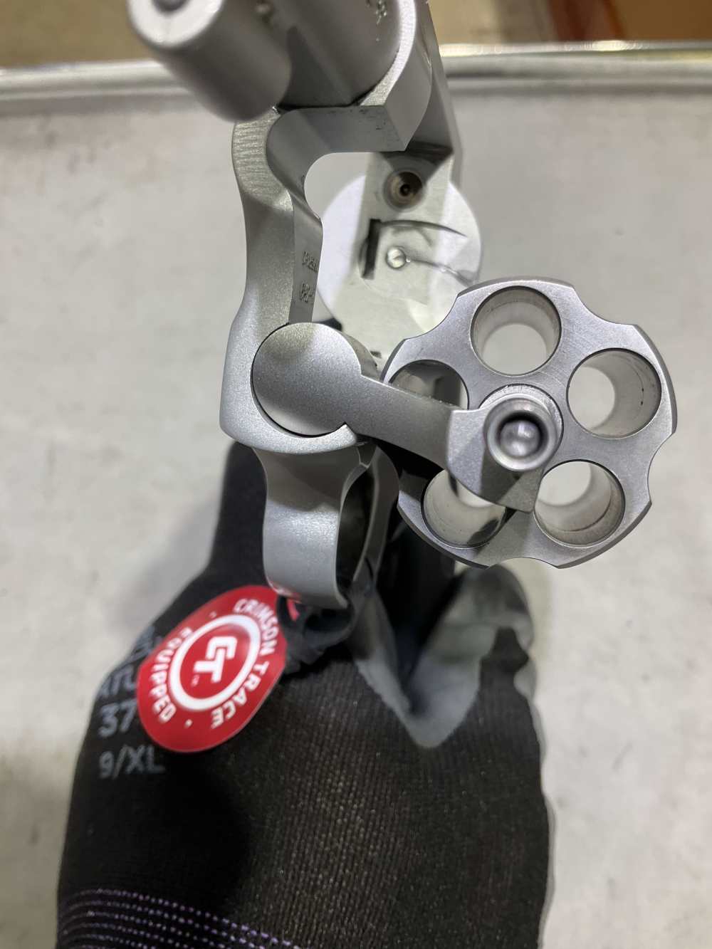 Smith & Wesson 642 Airweight, .38 spl + p, 5 shooter, Crimson Trace Laser-img-7