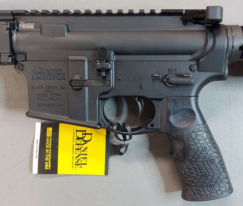 Daniel Defense DDM4 V7 Semi-Auto Pistol 5.56 NATO 10.3" Barrel 32 Rounds-img-3
