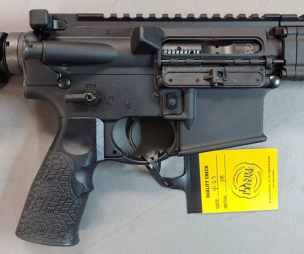 Daniel Defense DDM4 V7 Semi-Auto Pistol 5.56 NATO 10.3" Barrel 32 Rounds-img-6