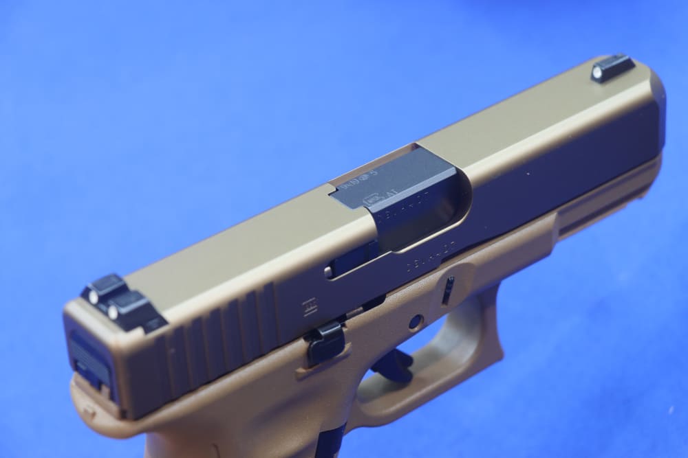 Glock Model G19X Pistol 9MM FDE Night Sights 3-MAGS 19RD GEN5 Austria NEW 9-img-14