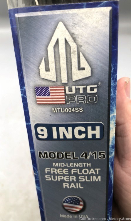 UTG Pro AR15 Mid Length 9in Super Slim Free Float Handguard-img-5
