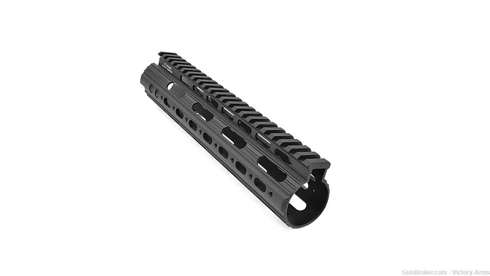 UTG Pro AR15 Mid Length 9in Super Slim Free Float Handguard-img-1