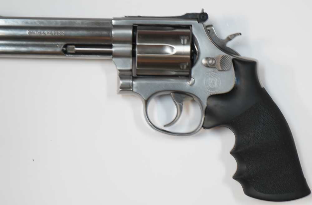 Smith & Wesson 686-4 .357Mag 6-Round 6" Barrel D-A Stainless Revolver-img-3