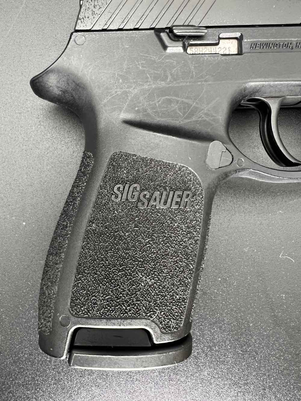 SIG P320 Compact, 9mm, 2 mags(15rnd), Original Box-img-5