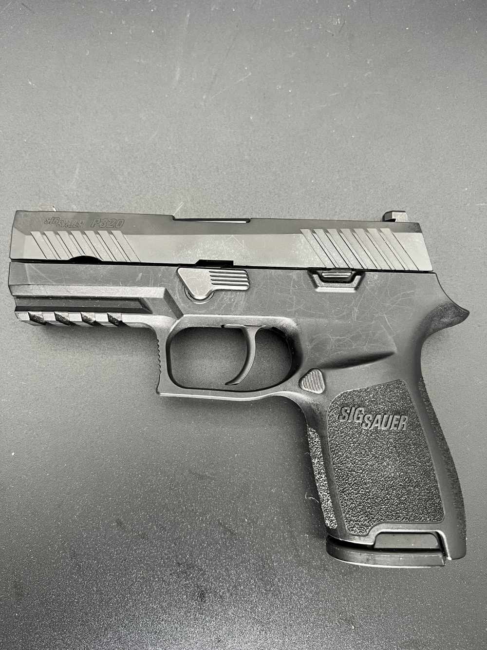 SIG P320 Compact, 9mm, 2 mags(15rnd), Original Box-img-1