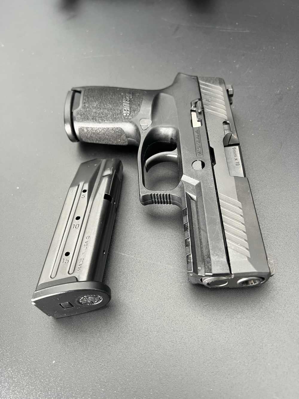 SIG P320 Compact, 9mm, 2 mags(15rnd), Original Box-img-14