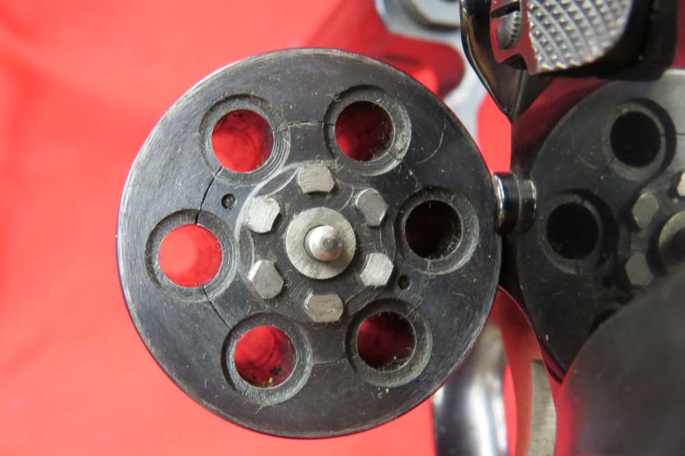 Smith & Wesson Mod. 17-3, .22lr. 6" Barrel-img-9