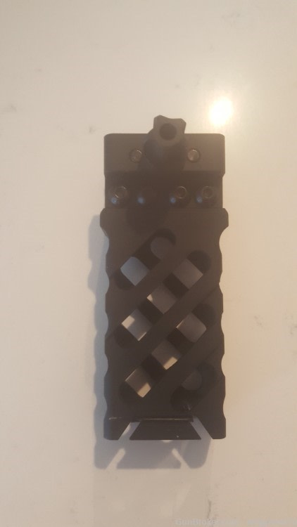 Metal Foregrip with Knob-Adjustable Picatinny Rail Mount-img-1