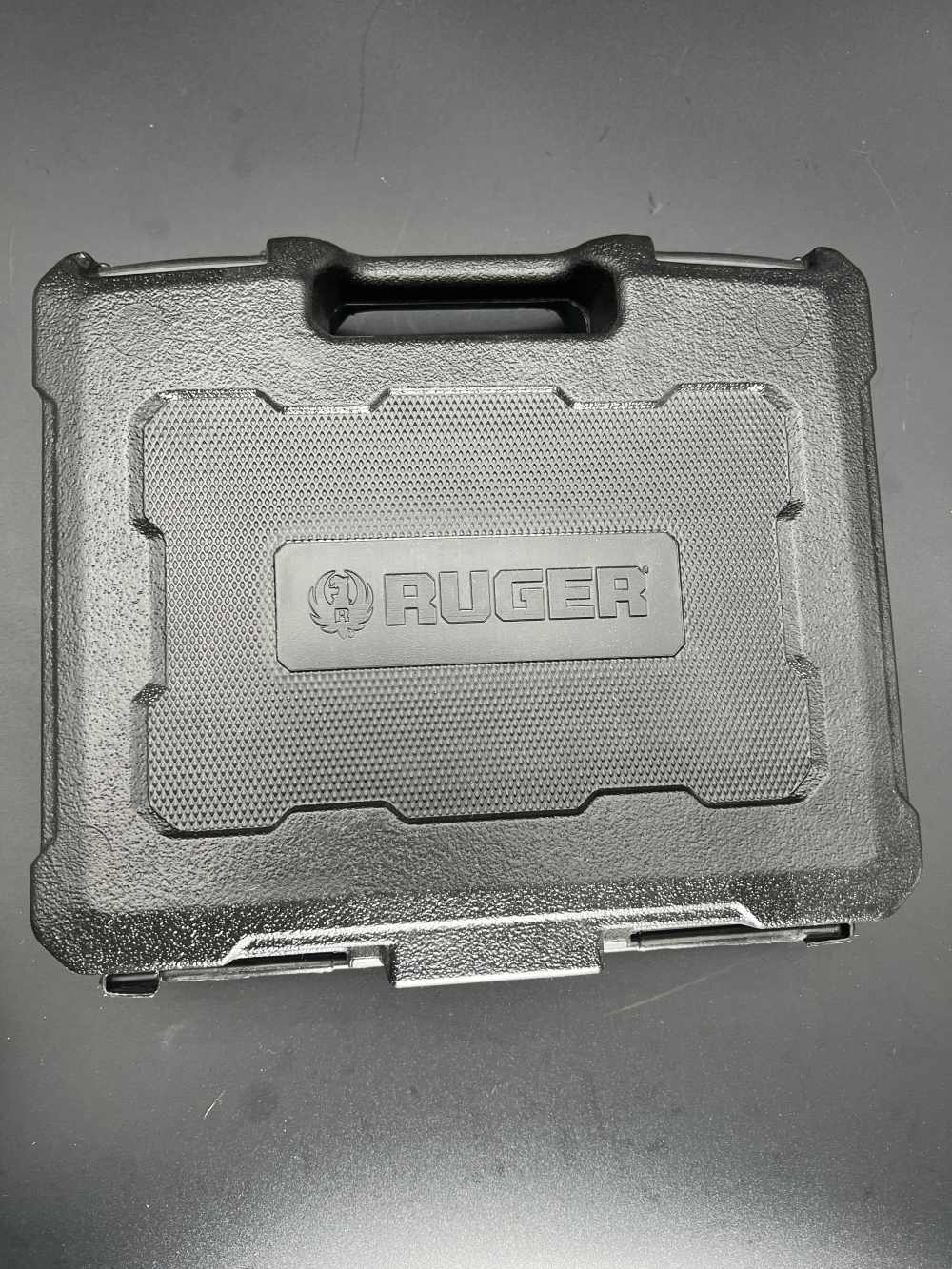 Ruger American Pistol, 9mm, 2 mags(12/17rd), 2 Grips-img-1