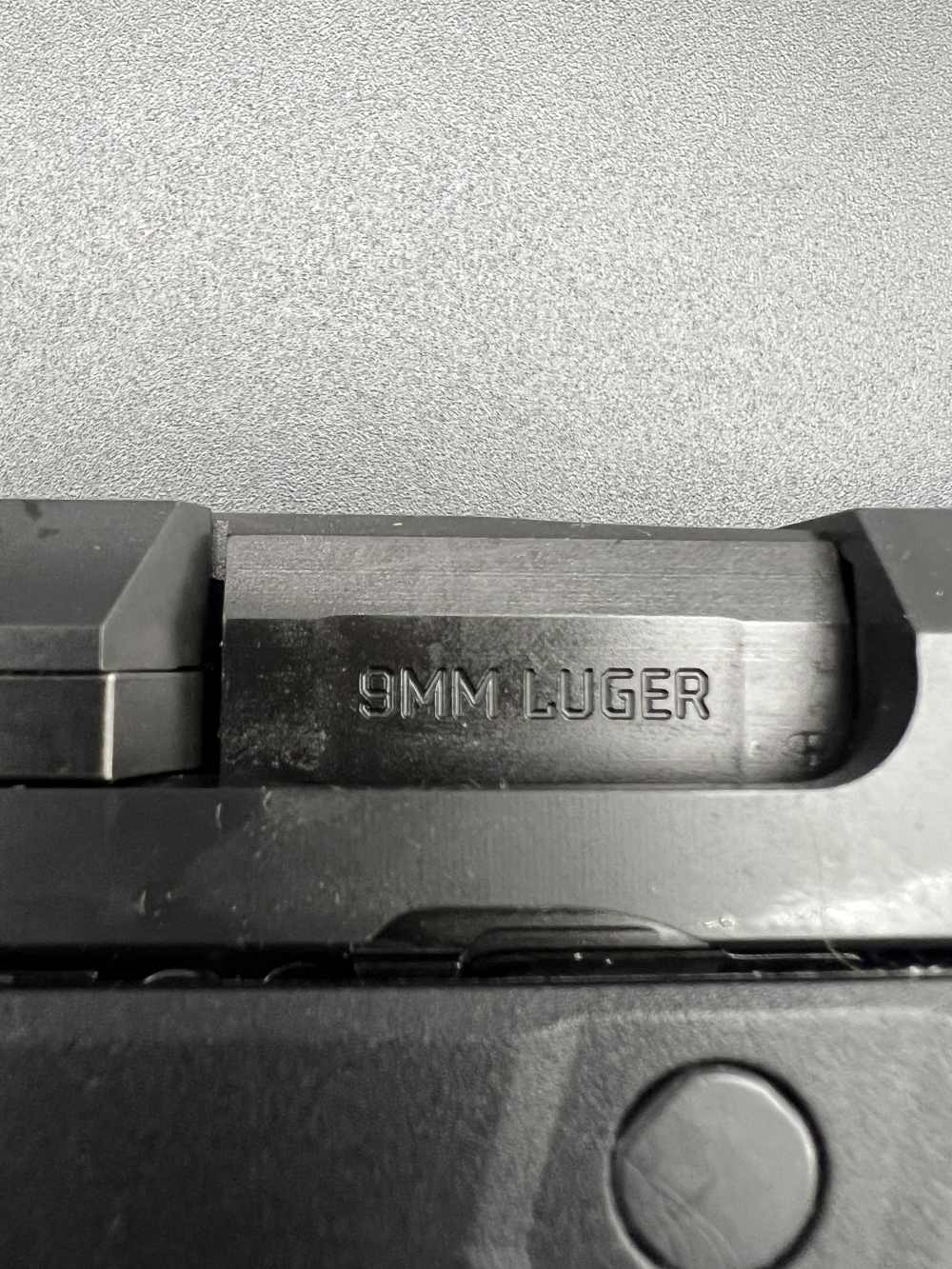 Ruger American Pistol, 9mm, 2 mags(12/17rd), 2 Grips-img-11