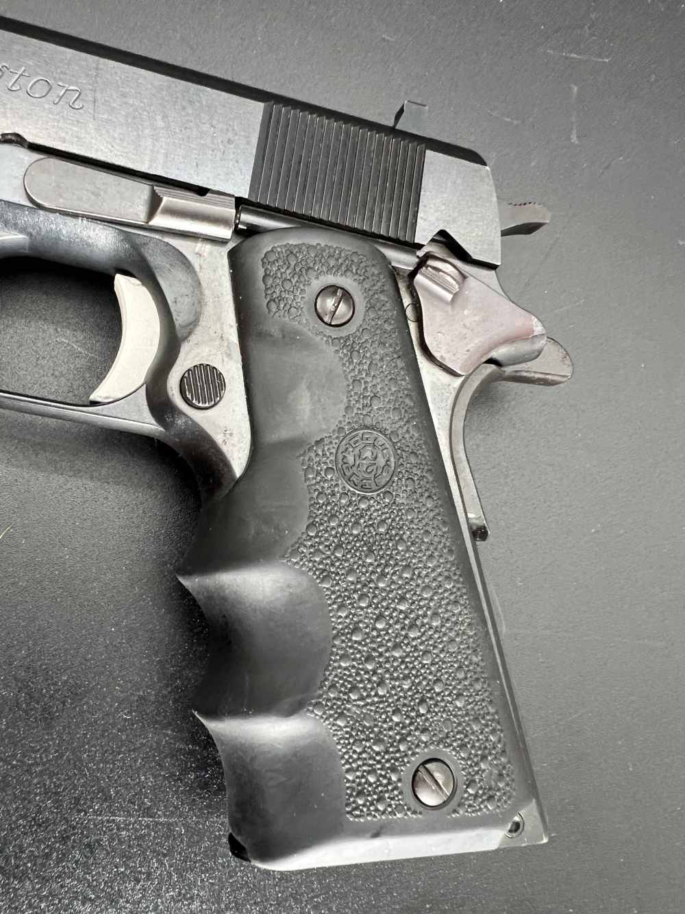 Remington 1911 R1, .45 ACP, 1 mag(7rnd), Hogue Grips-img-17