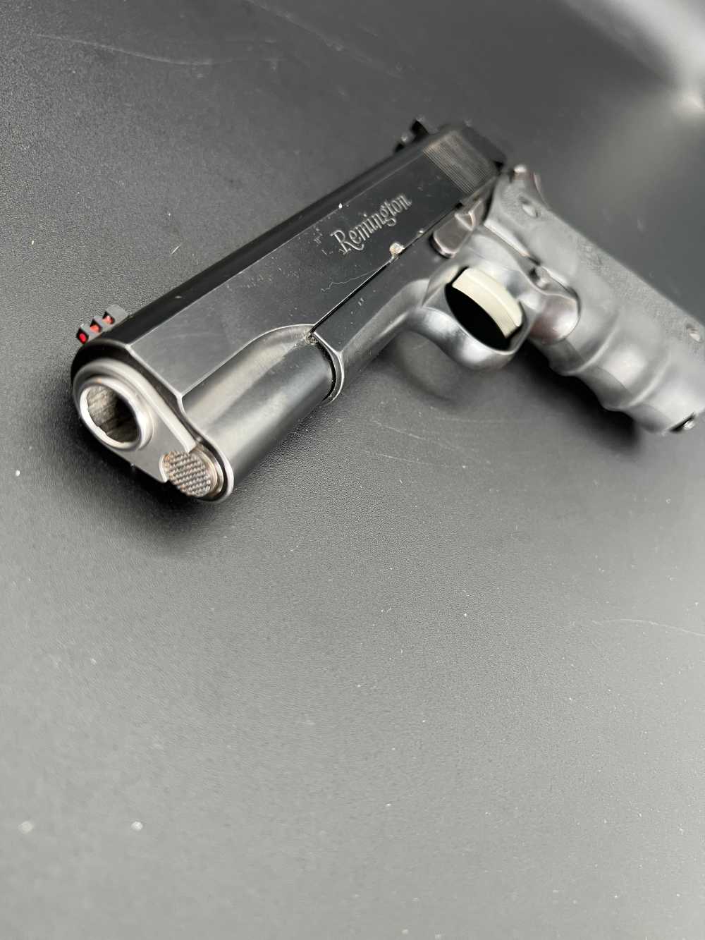 Remington 1911 R1, .45 ACP, 1 mag(7rnd), Hogue Grips-img-18
