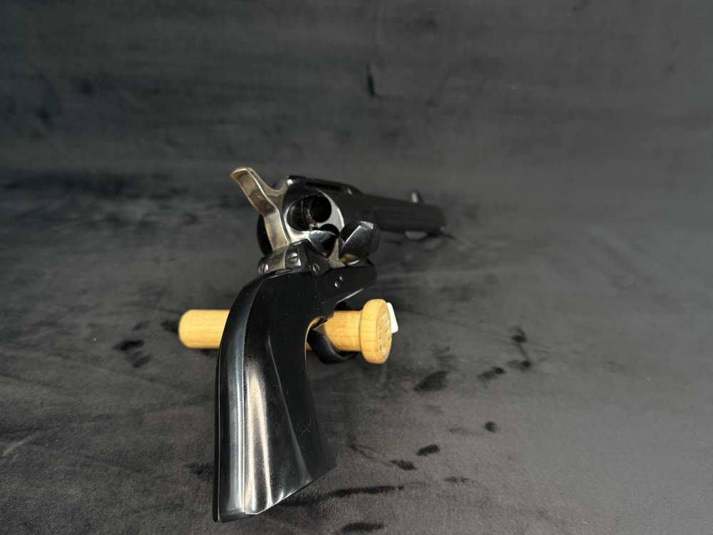 New! Uberti Cattleman 1873 Outlaws & Lawmen "Jesse" .45LC 5.5" Barrel SA-img-3