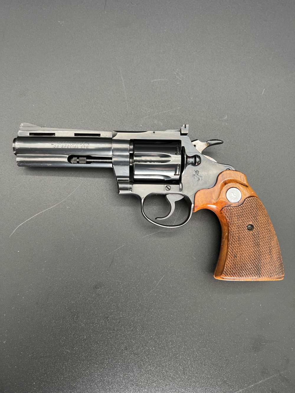 Colt Diamondback, .38 Special, 6" barrel, 1967 (Early Production)-img-3