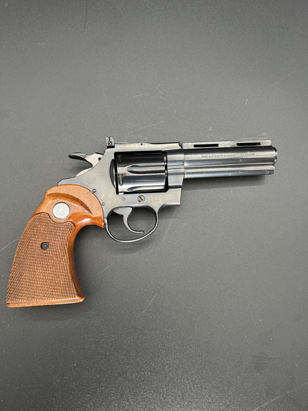 Colt Diamondback, .38 Special, 6" barrel, 1967 (Early Production)-img-1