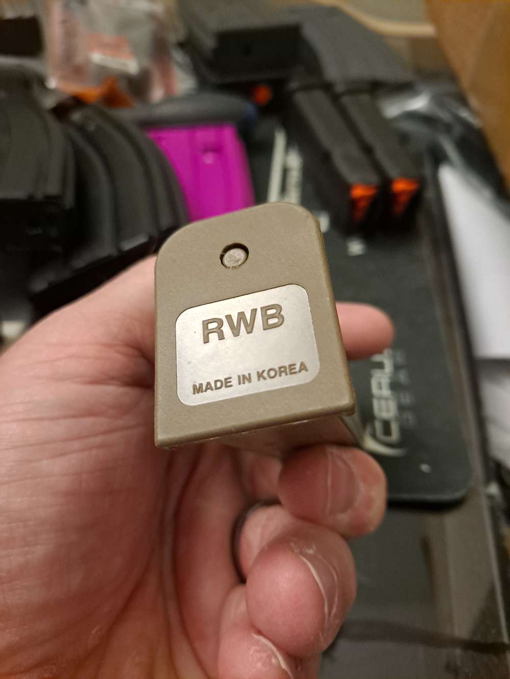 Rwb brand glock 17 magazine 17 round capacity  fde new-img-6