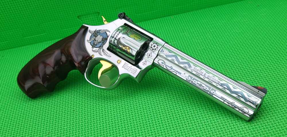 S&W SMITH & WESSON 686 * DREAMCATCHER 357 MAG #93 OF ONLY 200 GOLD ENGRAVED-img-12