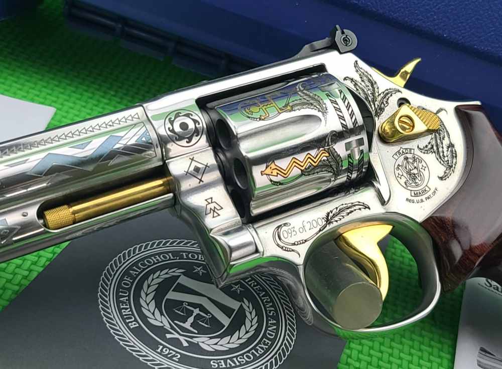 S&W SMITH & WESSON 686 * DREAMCATCHER 357 MAG #93 OF ONLY 200 GOLD ENGRAVED-img-4