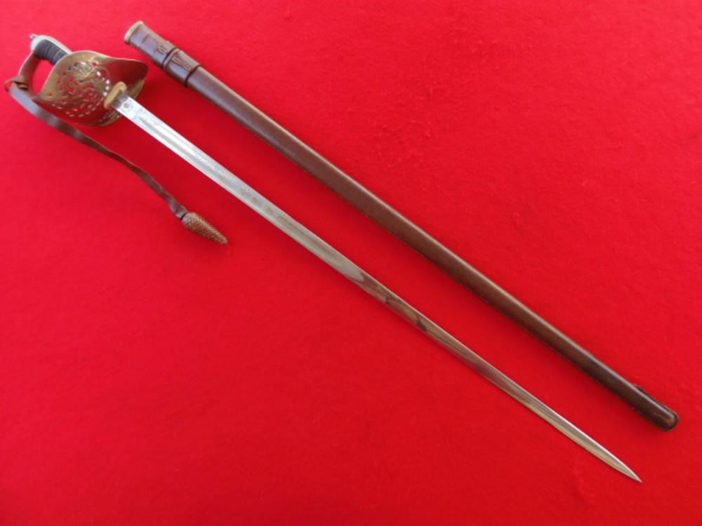 English 1897 pattern Infantry Officer's Sword George VI-img-2