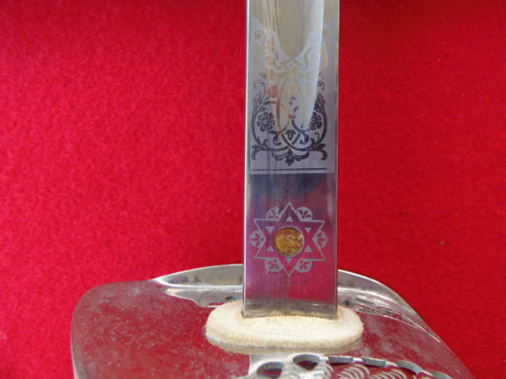 English 1897 pattern Infantry Officer's Sword George VI-img-8