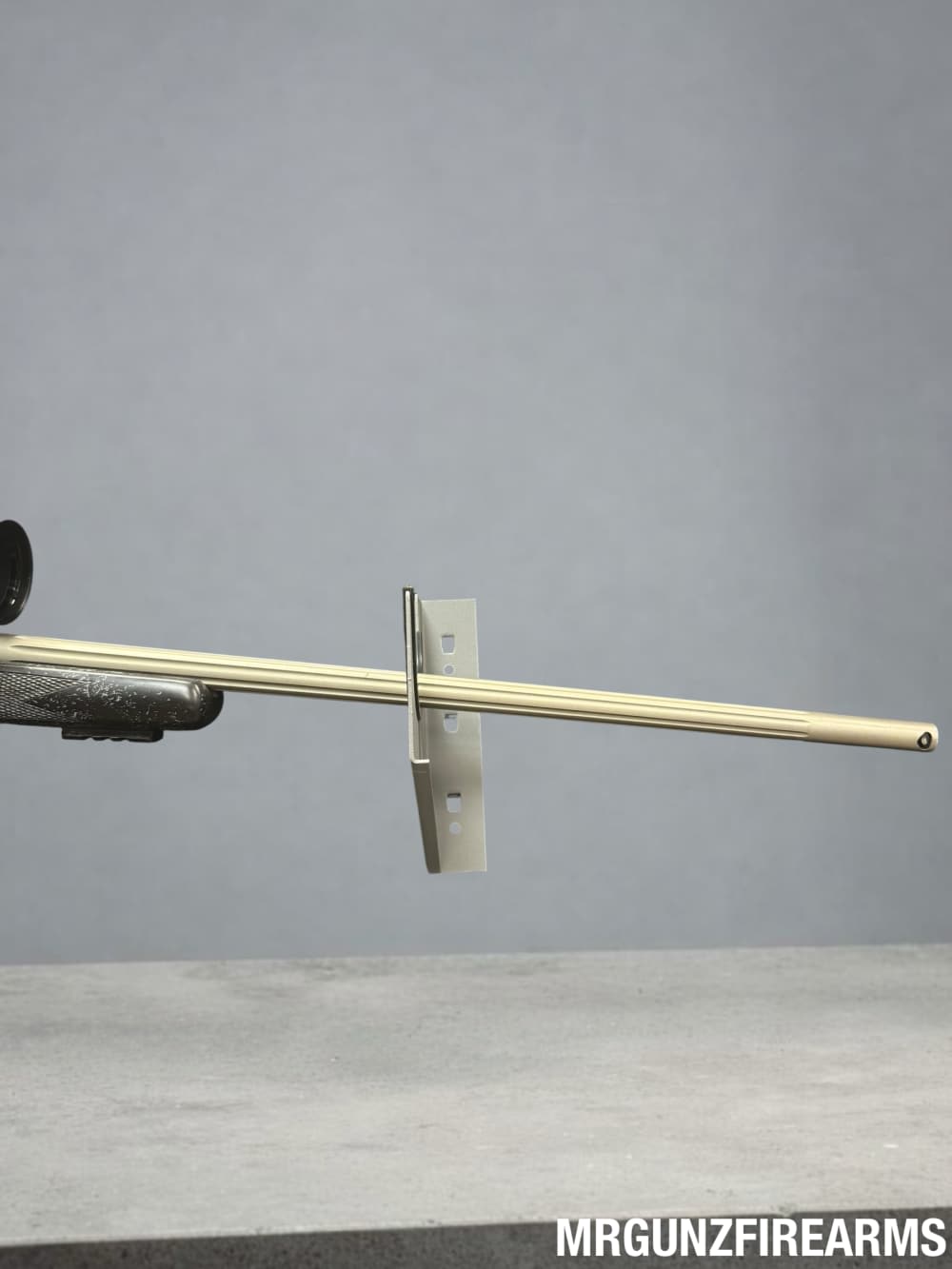 Gunwerks LR-1000 7 LRM left-handed bolt-action rifle-img-3