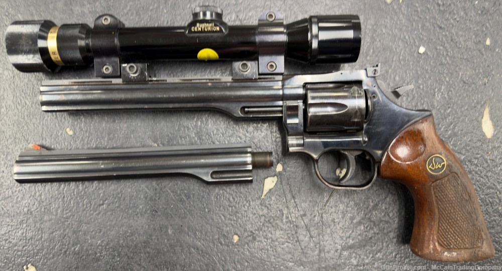 Dan Wesson .357 with Two 8" Barrels and Bushnell Scope -img-0