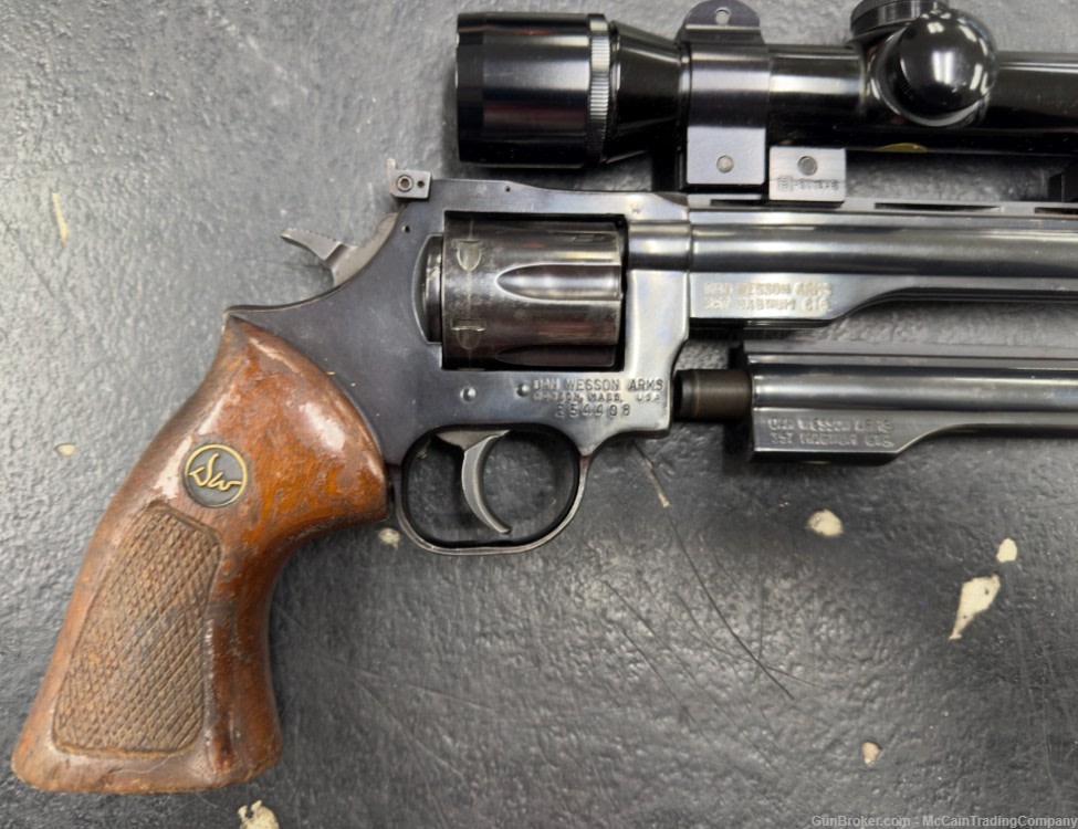 Dan Wesson .357 with Two 8" Barrels and Bushnell Scope -img-4