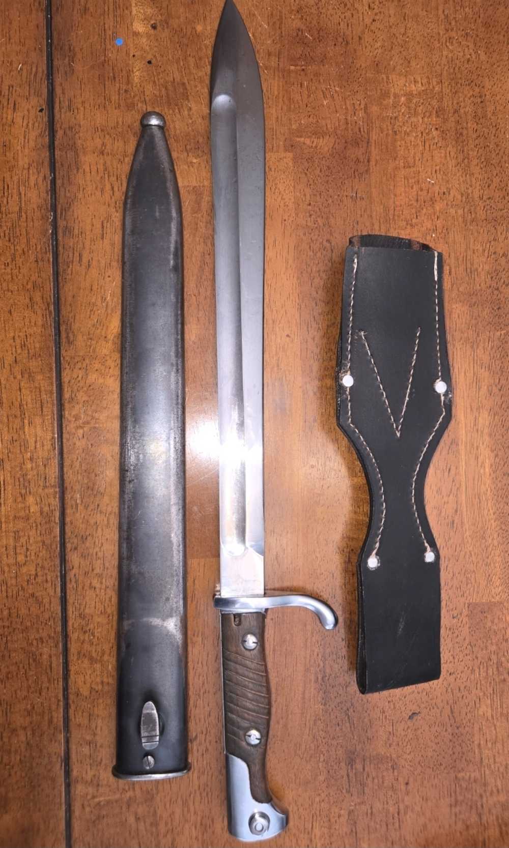 Ww1 german bayonet 98/05 butcher blade matching numbers scabbard orberndorf-img-1